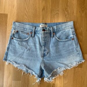 Madewell Women's Frayed Hem Light Blue Jean Shorts Relax Denim Size 26